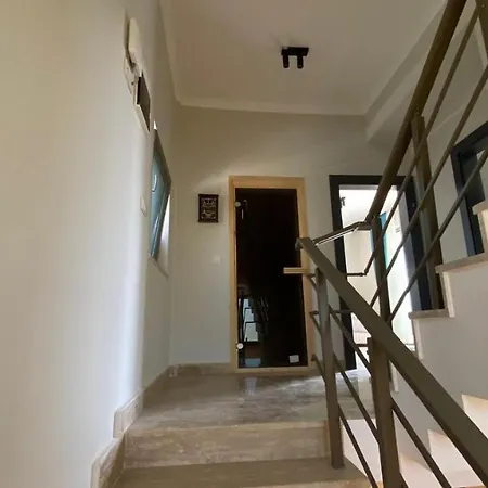 Eden Nest Exclusive Bed & Breakfast